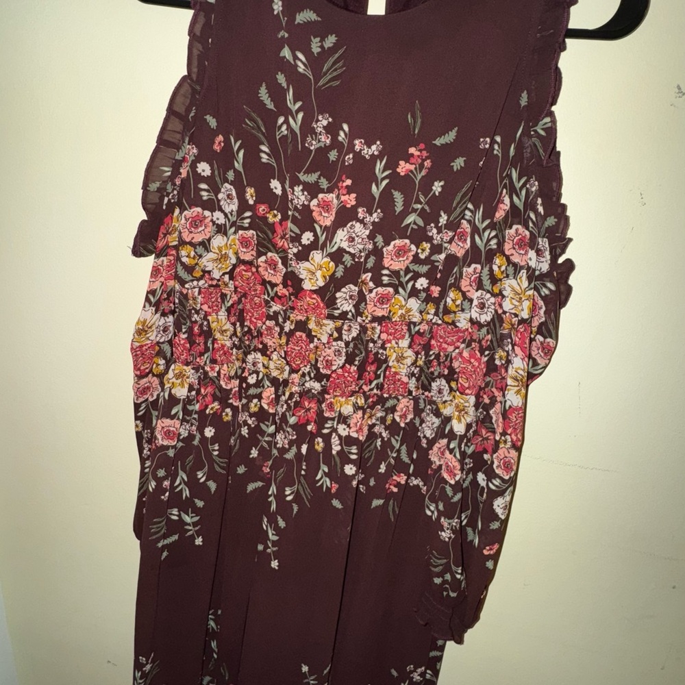 Xhilaration Burgundy Sleeveless Top